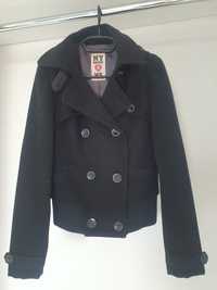 Жіноча куртка-пальто
Вартість 550грн