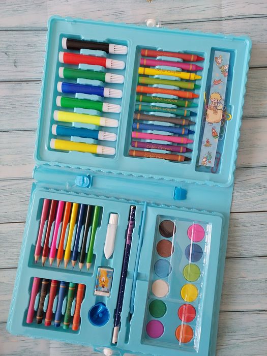 Набір для малювання у валізі_набор для рисования в чемодане_68 предмет