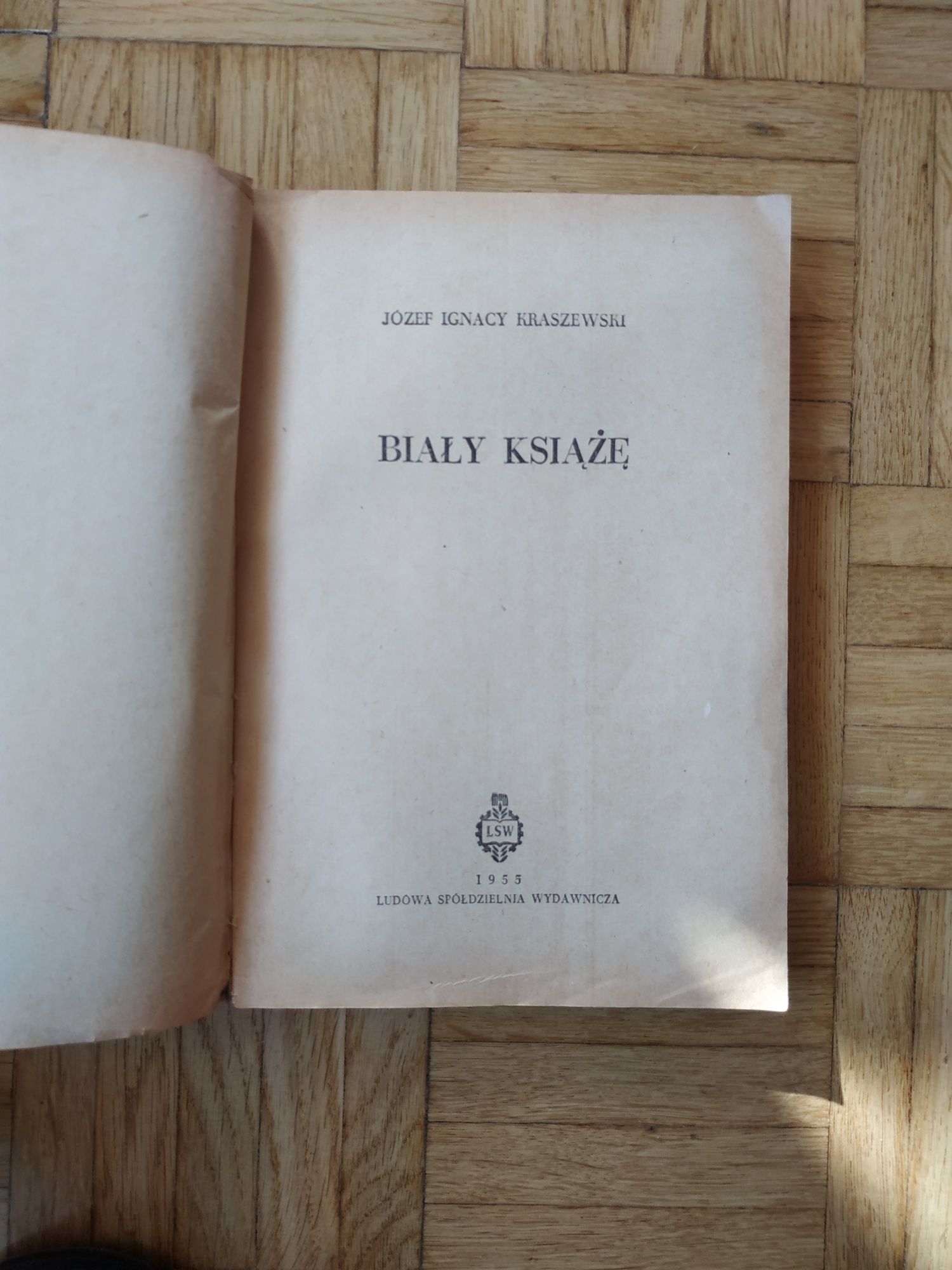 Kraszewski Józef Ignacy, Biały książę, książka 1955