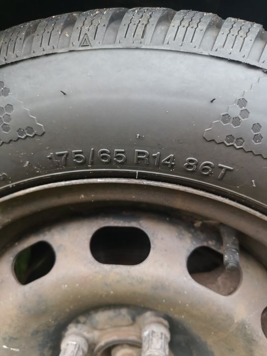 Opony fiesta mk7 4x108