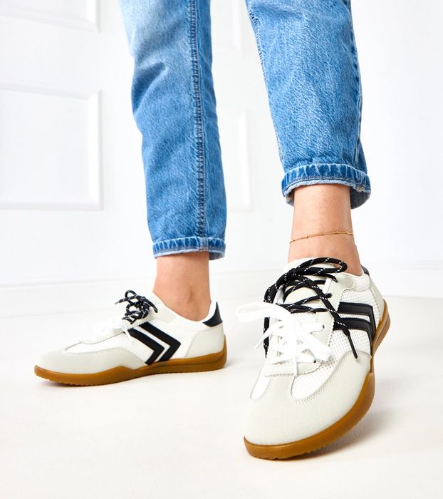 Białe sneakersy tampki damskie sznurowane Malkan
