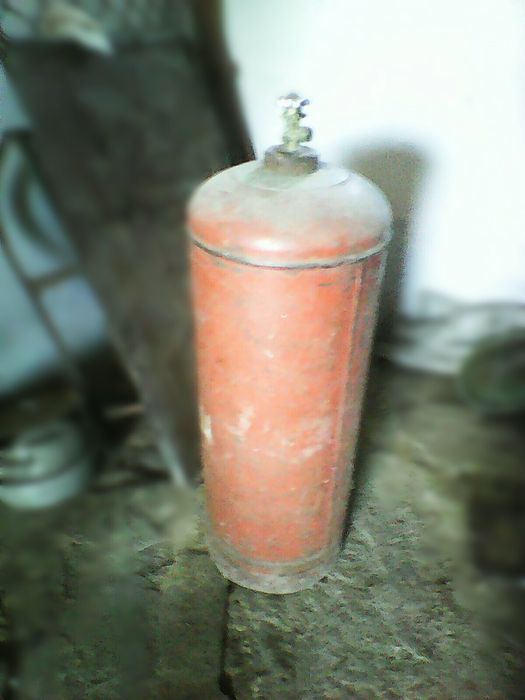 Гусятниця, баняк-казан, балон газовий