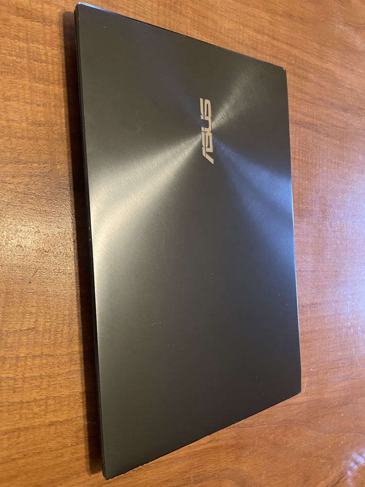 Notebook ASUS Zenbook 2022