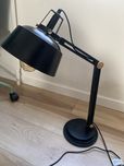 Vende-se Candeeiro preto