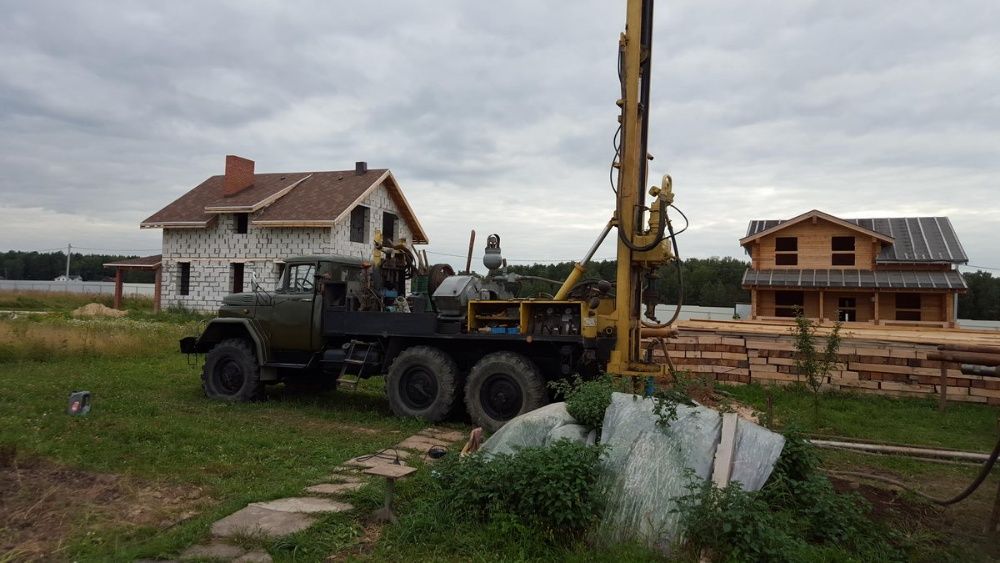 Бурение скважин, ремонт скважин.