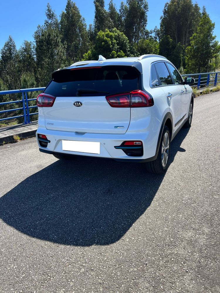 Kia E-NIRO 64KWH Executivo