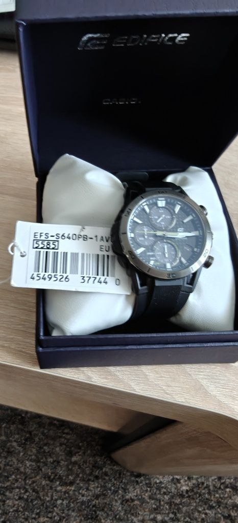 Zegarek Casio Saphhire Solar