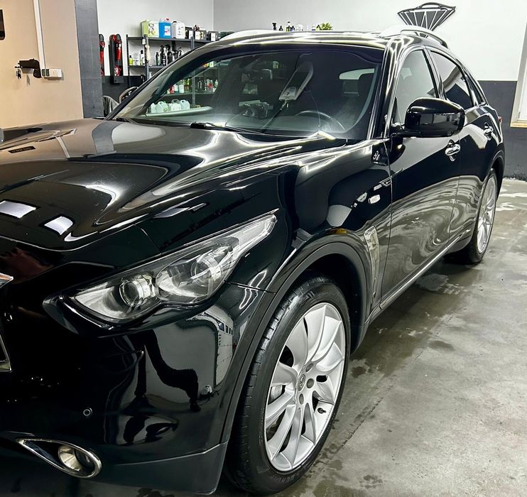 Infiniti FX 30D. S