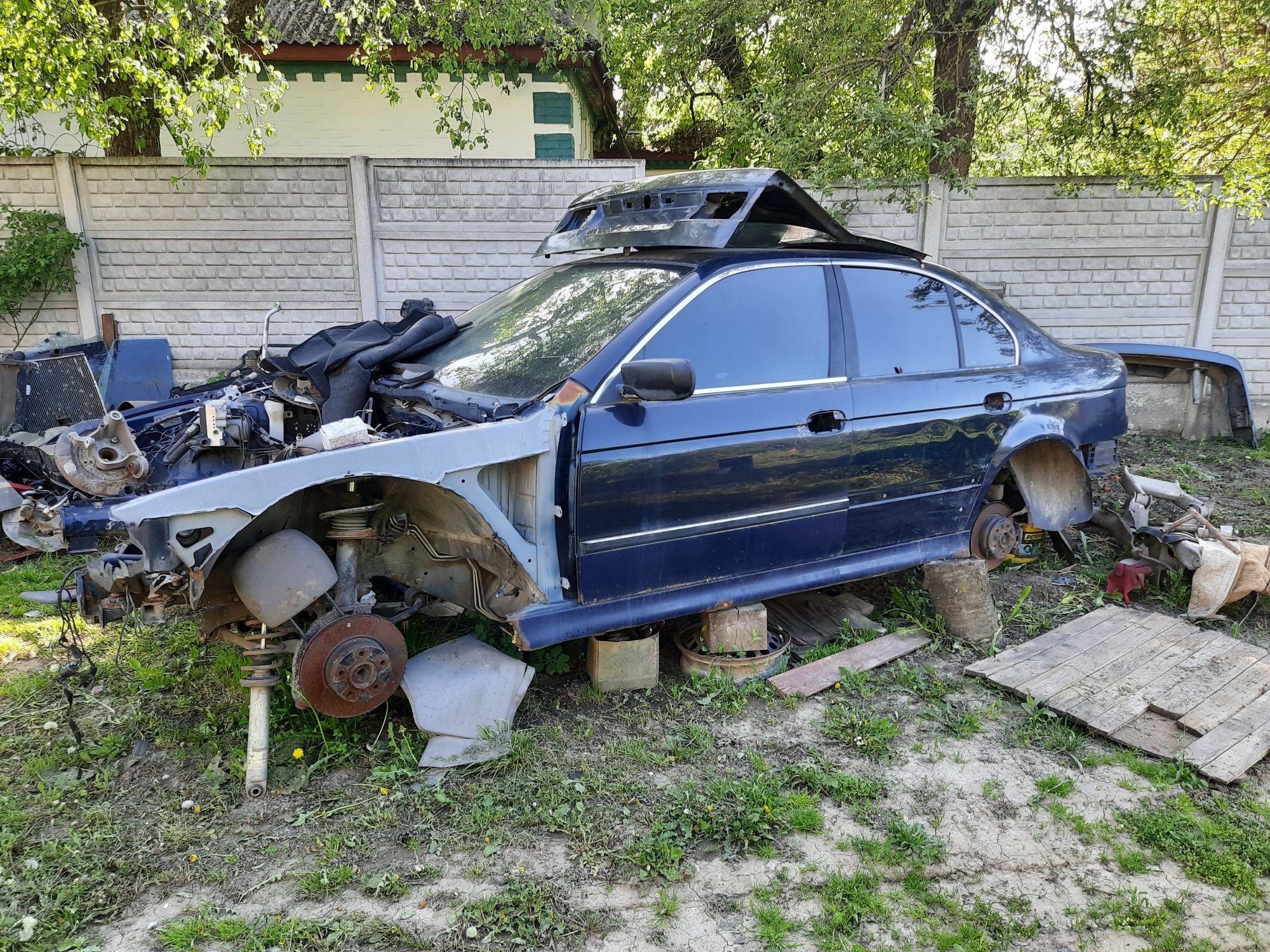 Продам двері е34, четверть кузов бмв е39