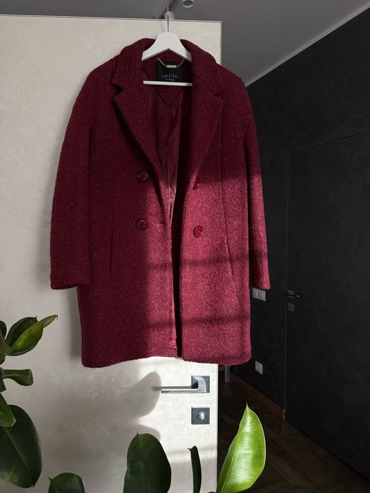 Пальто зі шерсті 50%,р С