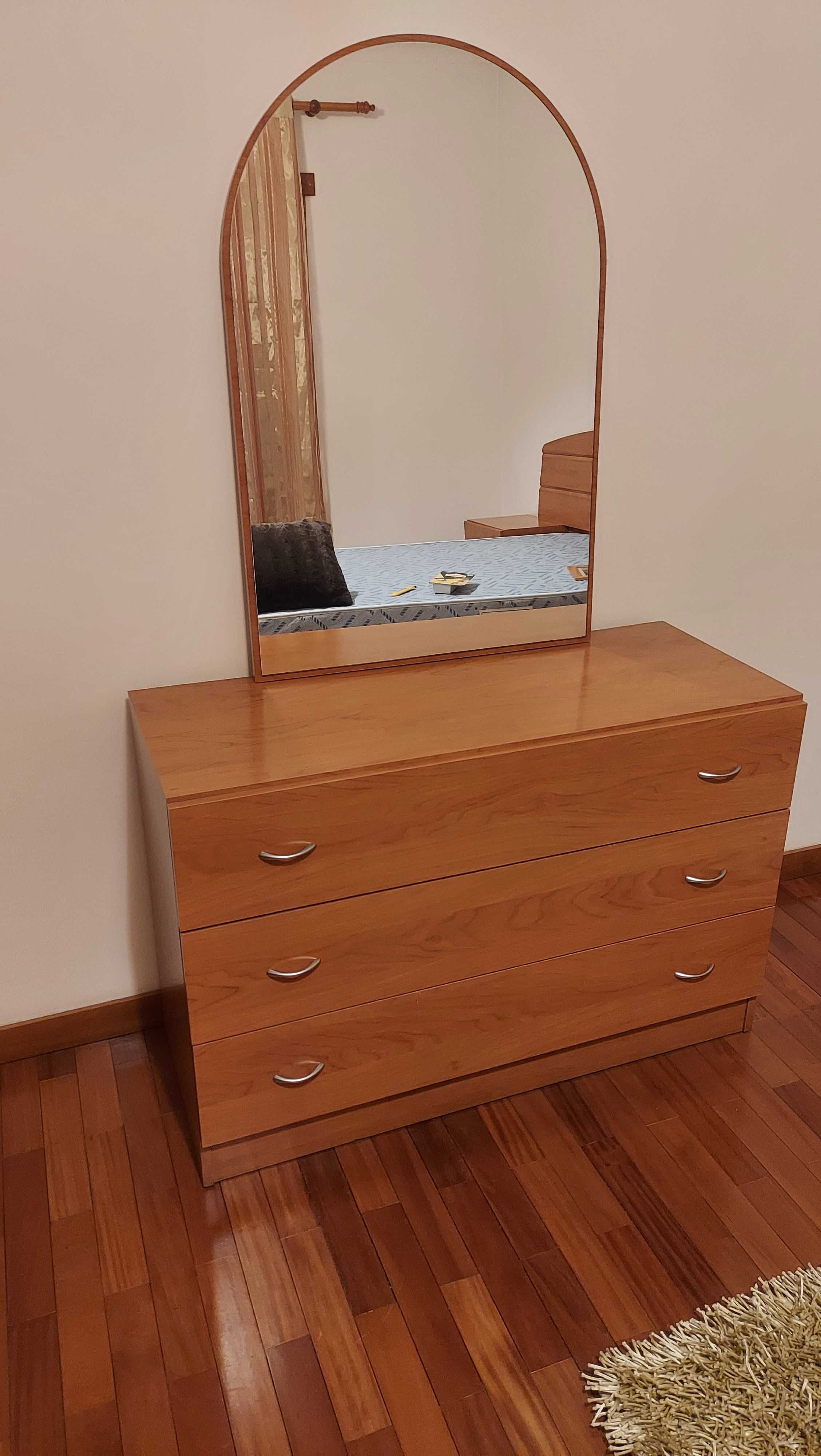 Cama de Casal c/ Comeda