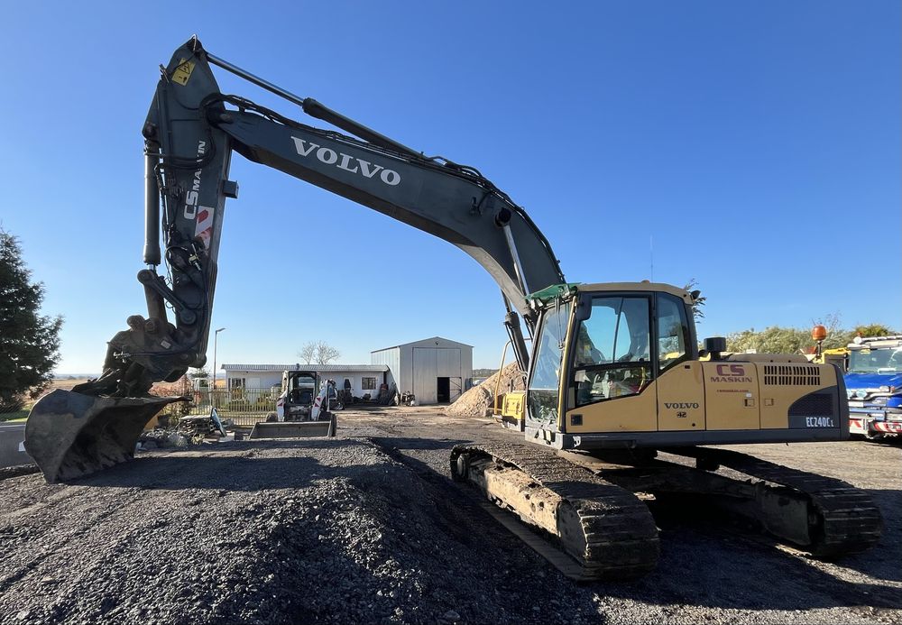 Koparka gasienicowa volvo ec240CL