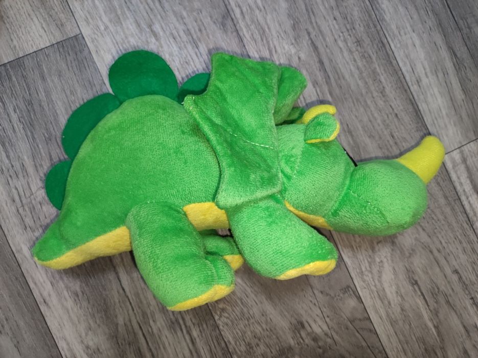 Гарненький динозавр