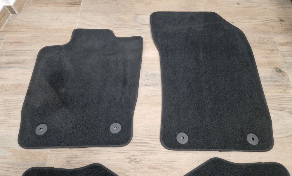 Audi A1 (2010/2018) - Tapetes