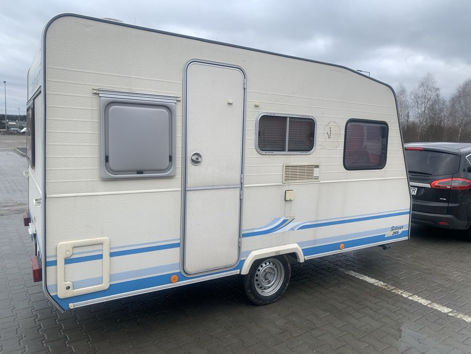 Lekka przyczepa kempingowa Caravelair 900 kg – gotowa do sezonu