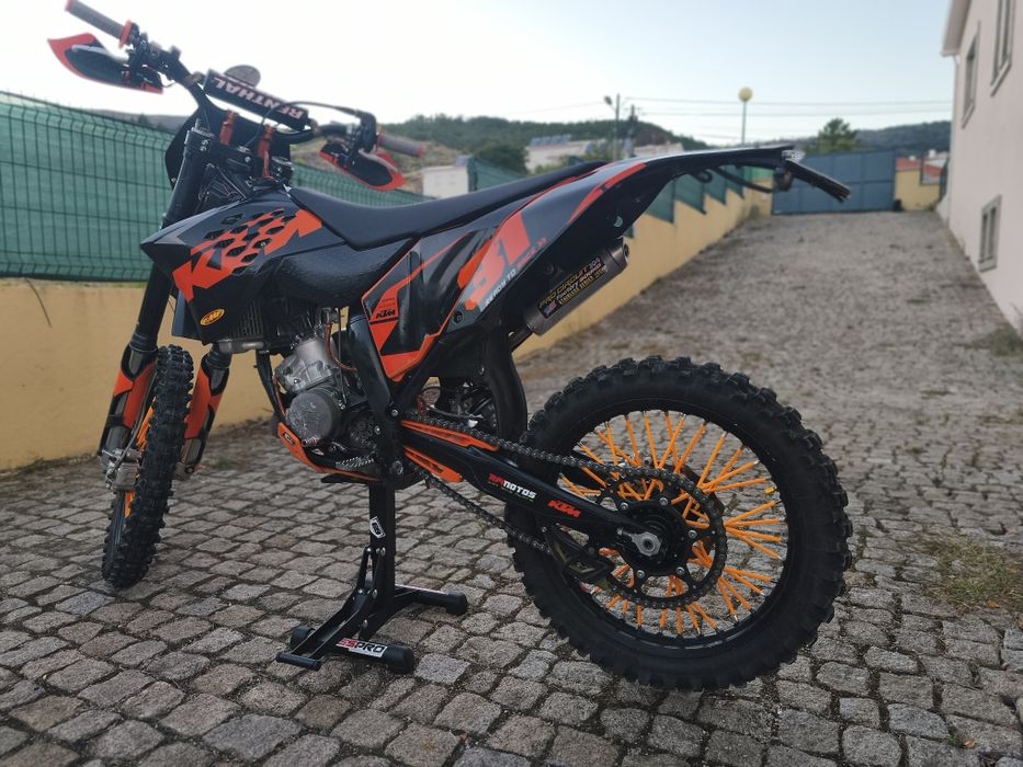 Vendo KTM 125 exc do ano 2008 (matrícula)