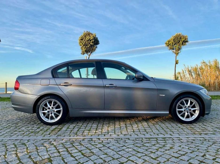 BMW 320i 2.0 170cv Auto.