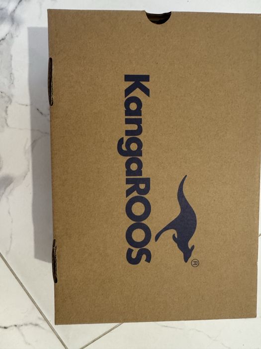 Кросівки kangaroos