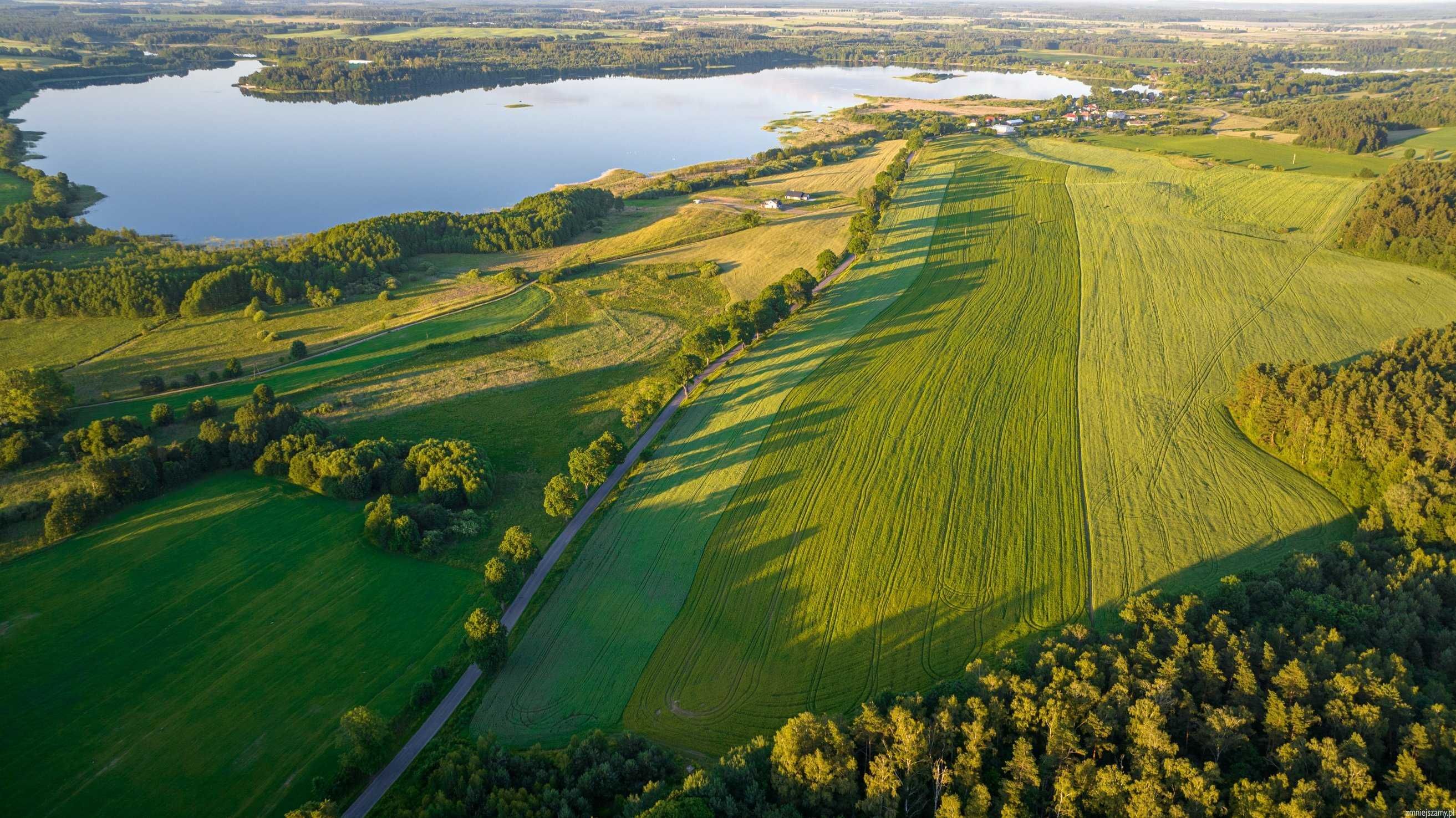 Działka na mazurach nad jeziorem Kownatki 10 arów warunki zabudowy