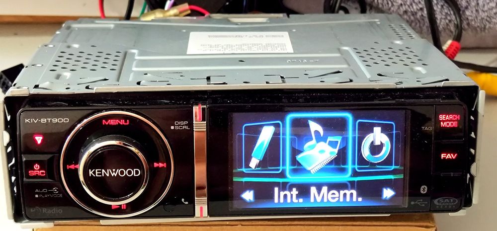 Автомагнитола Kenwood KIV-BT900