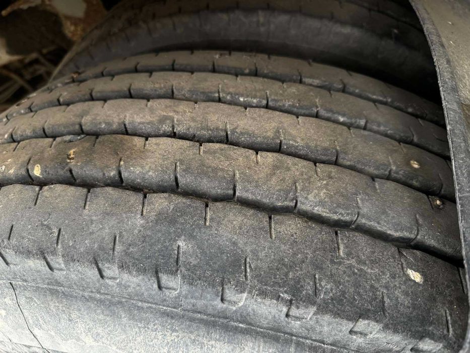 Полуприцеп с манипулятором