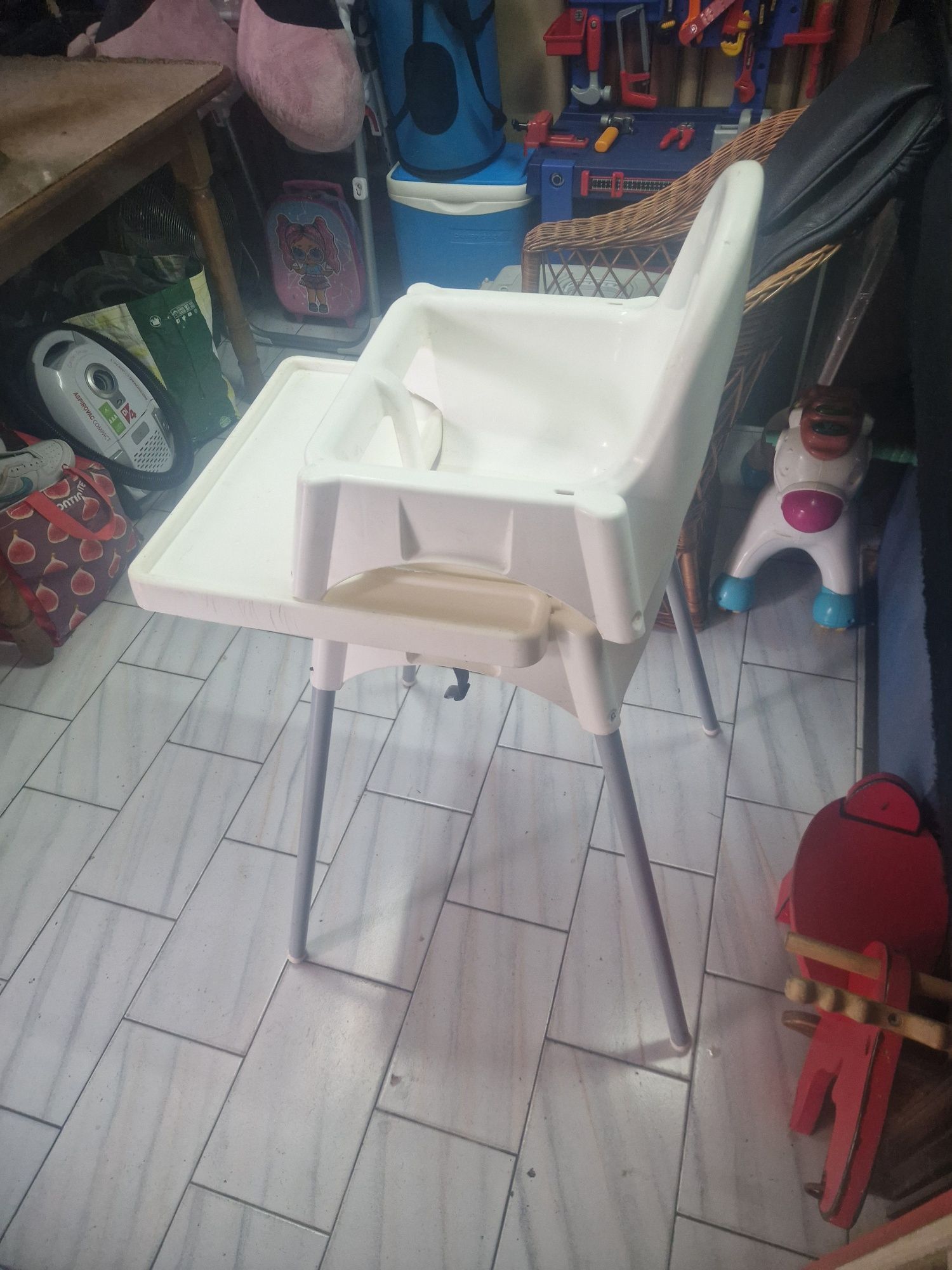 Cadeira Papa Bébé com Mesa e Simples...Ikea