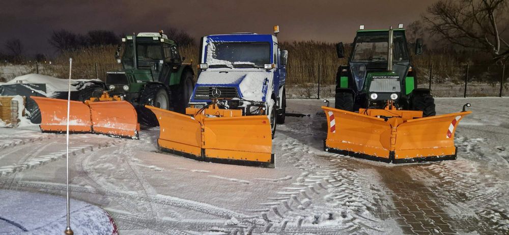 Unimog Samchód specialny,  ciagnik rolniczy