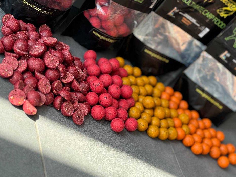 Бойли прикормочні варені, розчинні та довгорозчинні Ø20 мм; Ø24 мм