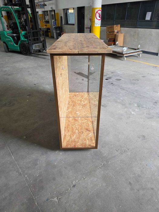 Terrário novo com 1,77x1,35x0,50 (m)