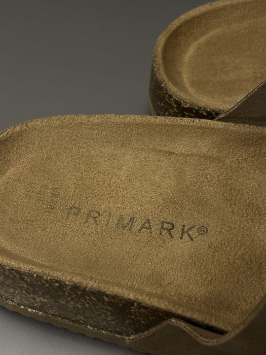 Шльопанці Primark