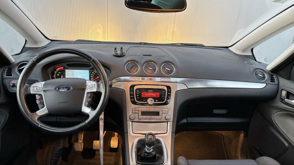 Ford s-max 140 cavalos