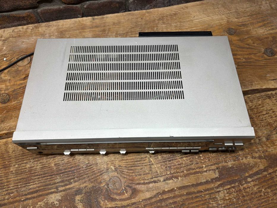 Amplituner DUAL CR 1320