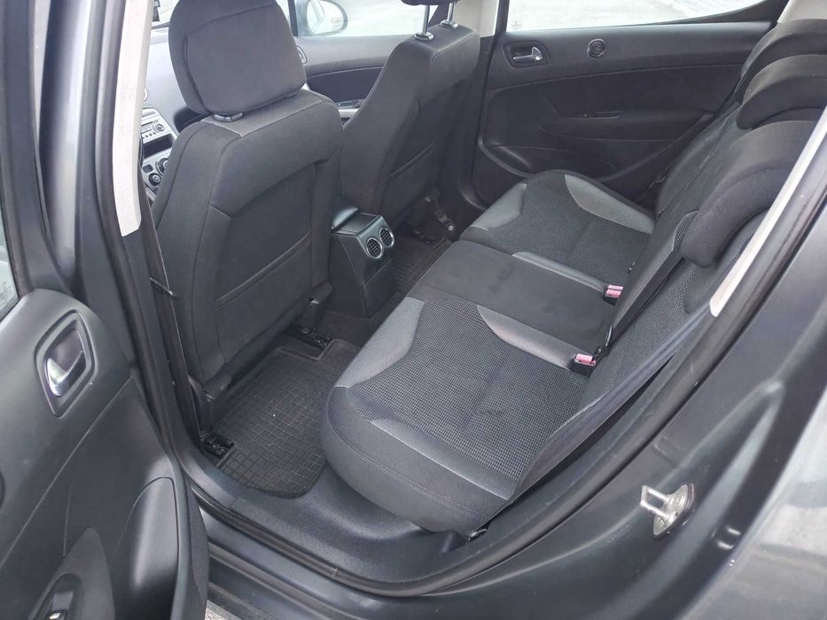 Peugot 308 Grafitowy