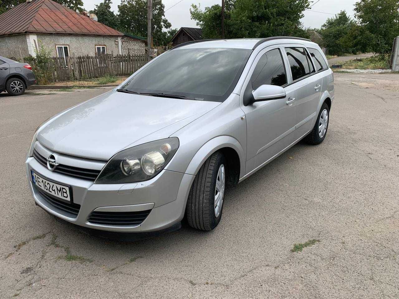 Opel Astra 2005р 1,8 автомат