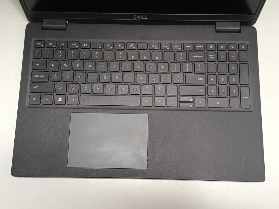Dell Latitude 3520  i5-1135G7 16GB 256GB SSD 15.6" FullHD IPS