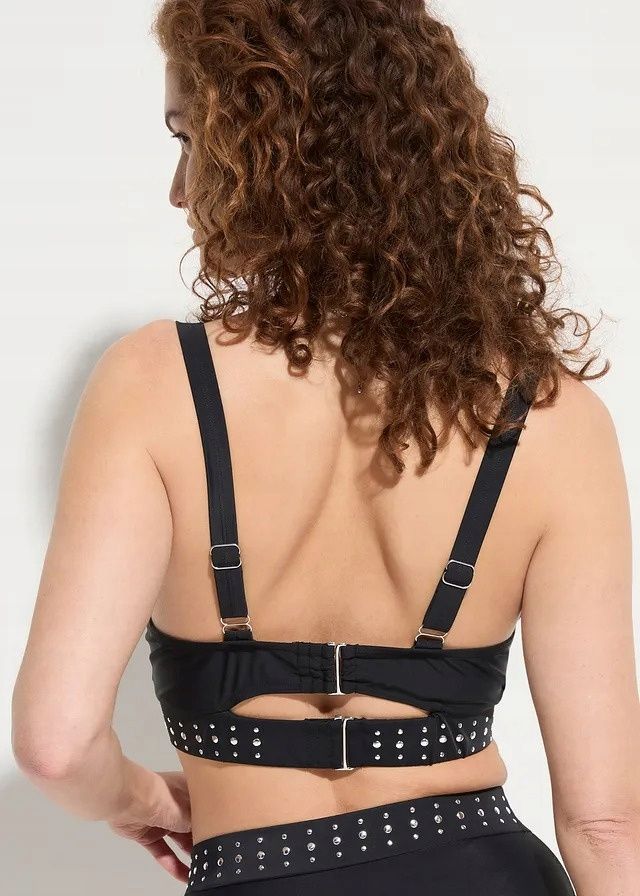 B.P.C biustonosz bikini czarny ze srebrnymi dżetami usztywniany 90C.