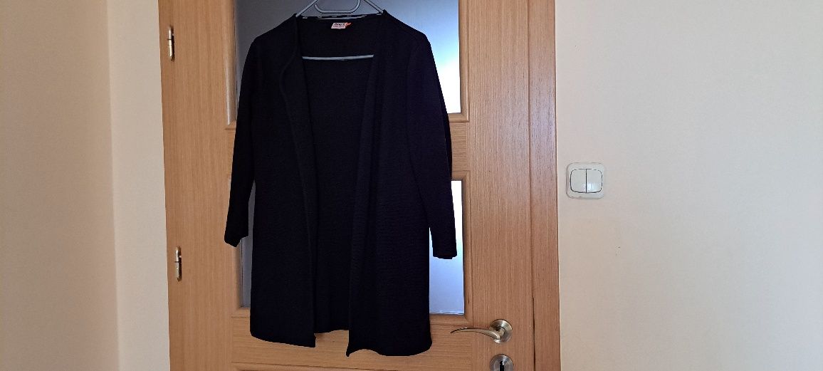 Czarny cardigan, marynarka damska  Only r. M