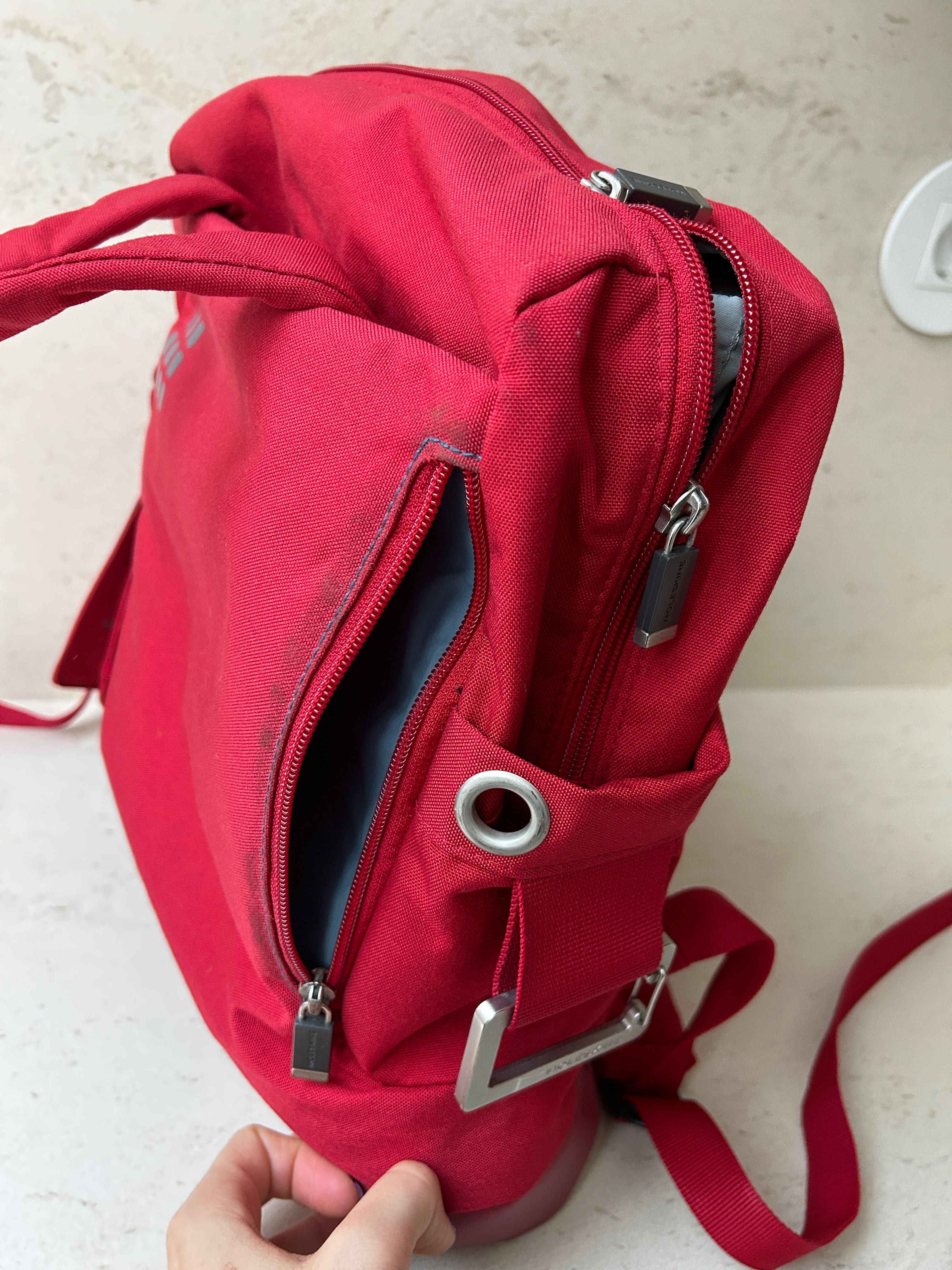 Mochila para portátil 15 polegadas marca MOLESKINE - como novo