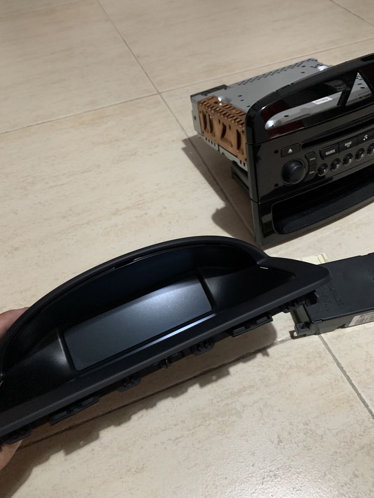 Rádio visor e consola original - Peugeot Citroen