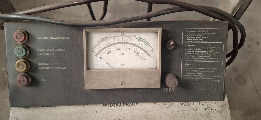 Prostownik rozruchowy