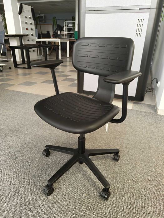 Fotel biurowy, krzesło obrotowe wytrzymałe do biurka ROBIN