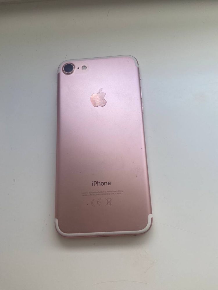 Продам Iphone 7/32 gb