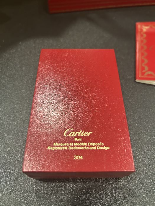 Isqueiro Cartier dourado