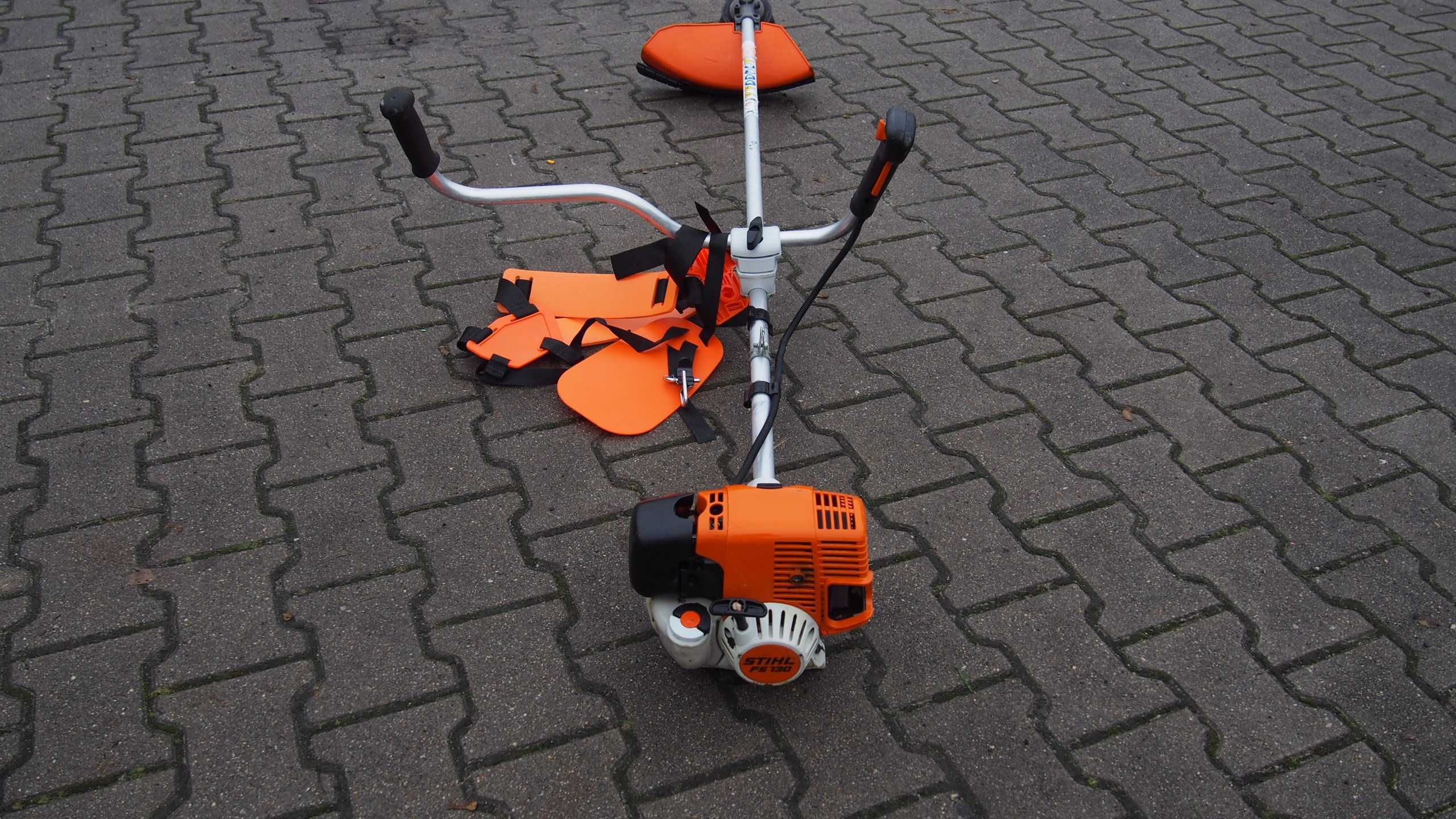 STIHL FS 130 FS130 Kosa WYKASZARKA Spalinowa