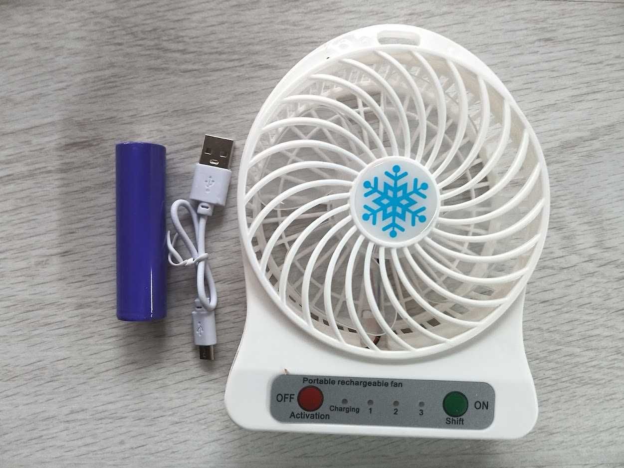 Портативный настольный мини вентилятор Trends Portable Mini Fan1 USB
