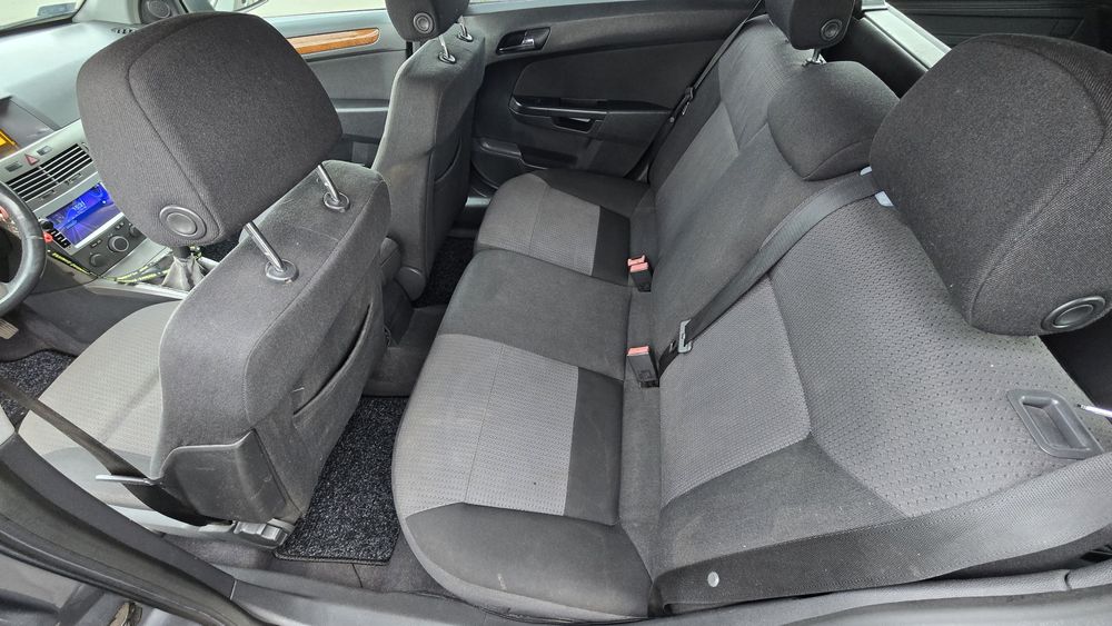 Opel Astra 1.6 2005r bardzo dobry stan!