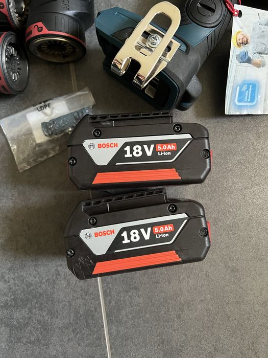 Безщітковий Акум.шуруповерт-робот Bosch GSR 18V-60FC