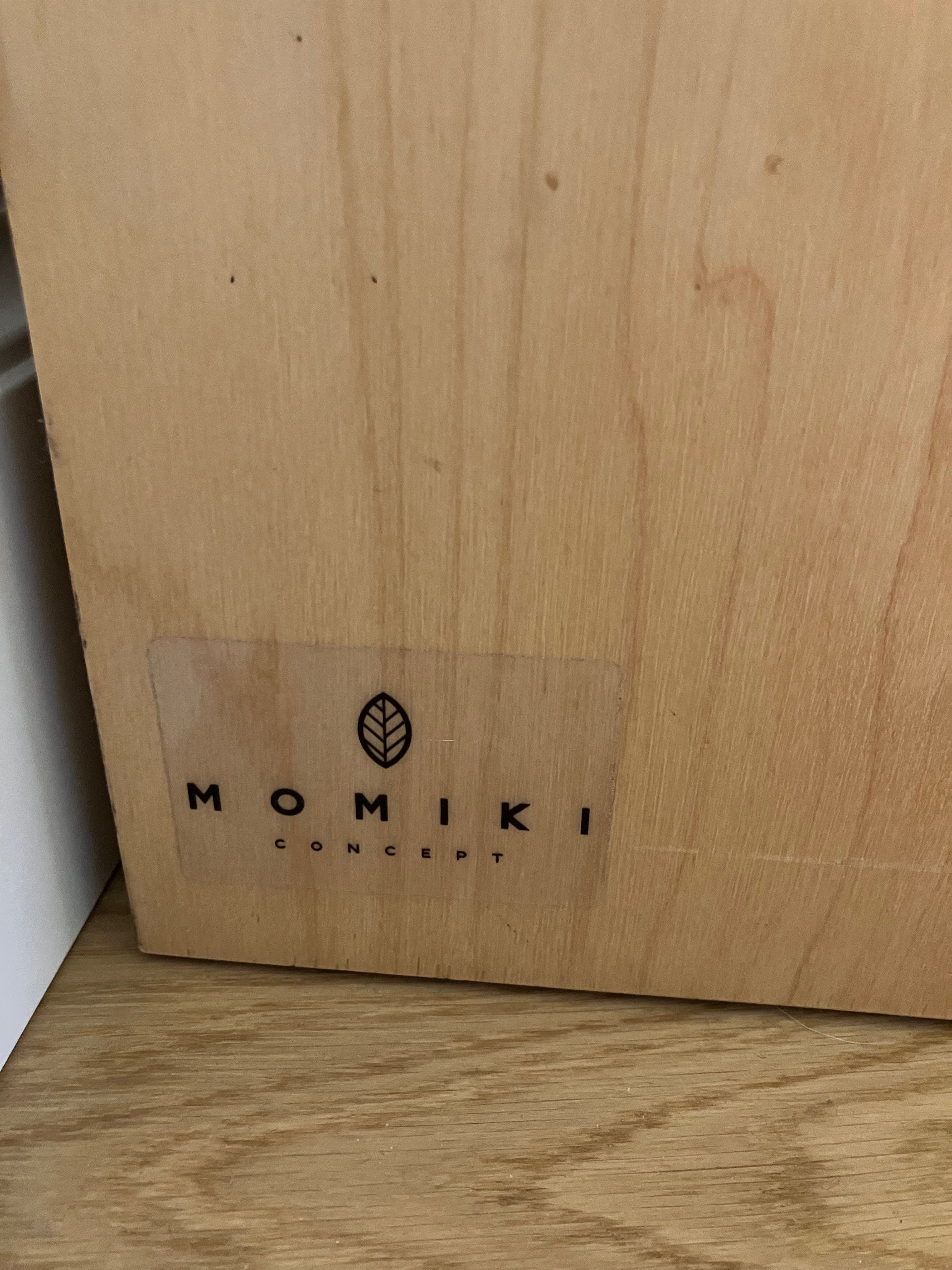 Biblioteczka Montessori na książki MOMIKI