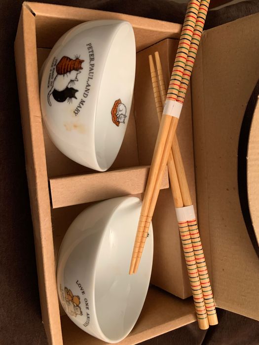 Set de 2 tacinhas japonesas pintadas à mão.