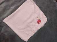 Różowy ręcznik z kapturkiem